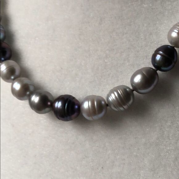 Multicolored pearl necklace - Picture 8 of 10